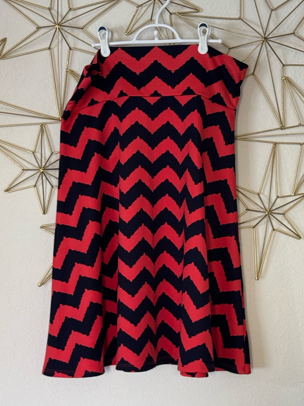 LuLaRoe Coral and Dark Blue Chevron Circle Skirt